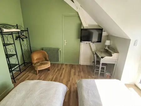 Maison XVIe siècle, 3 chambres 3 salles de bain à Beaumont-en-Véron : photo 13