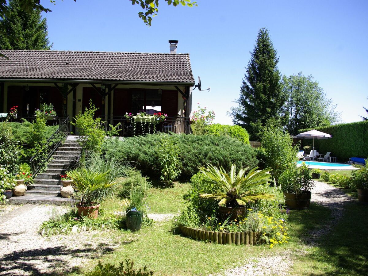 Maison Burgundy piscine chauffée, 3000m² jardin clos - Photo 1