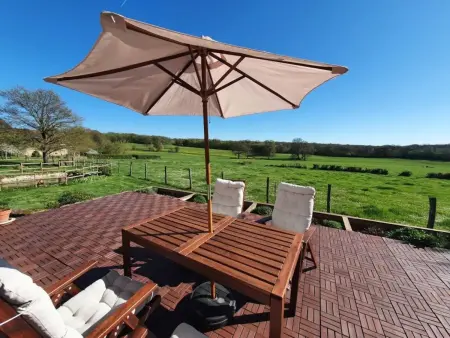 Location maison à Crux la Ville, Landhaus mit eingezäuntem Garten