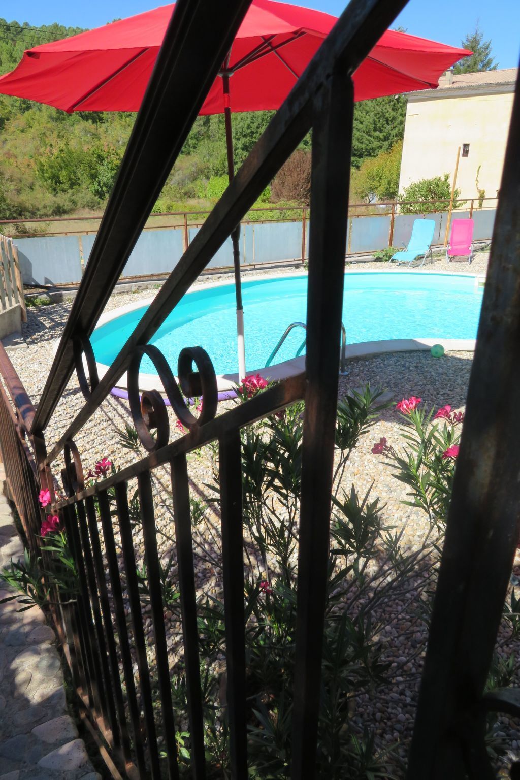 La Source – Maison 7 pers. avec piscine à Banne - Photo 14