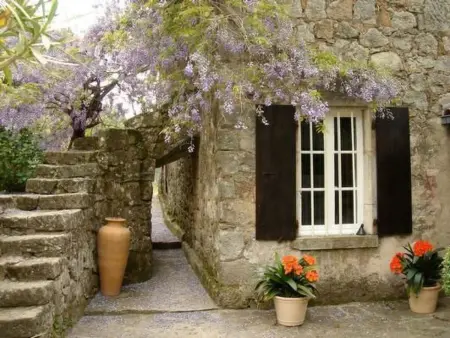 Mas Saint-Esprit : maison 7 chambres, piscine et histoire en Ardèche : photo 12