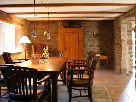 Maison historique 4 chambres avec sauna et chevaux : photo 9