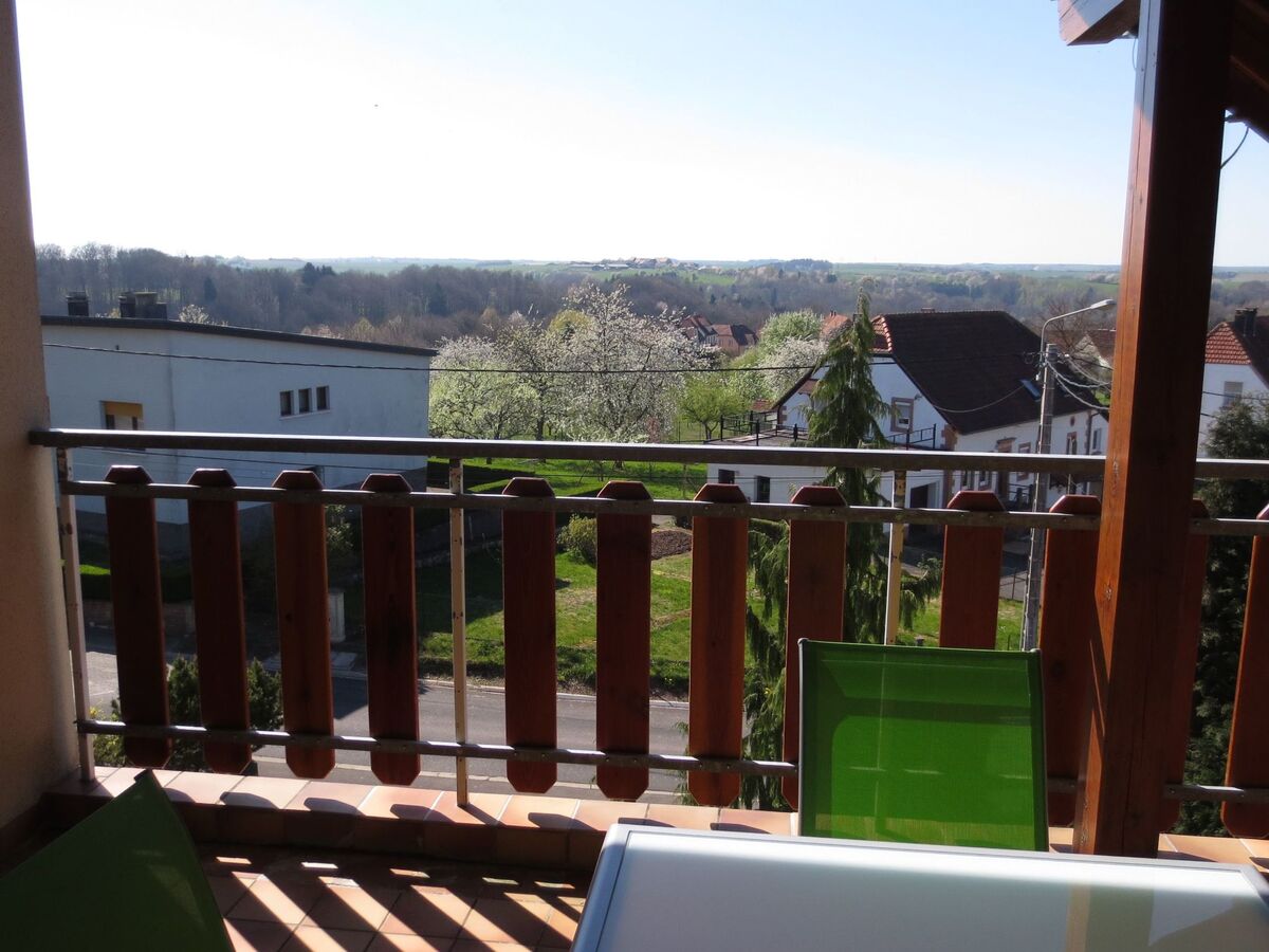 Appartement Les Brimbelles - Loggia sud à Hottviller - Photo 6
