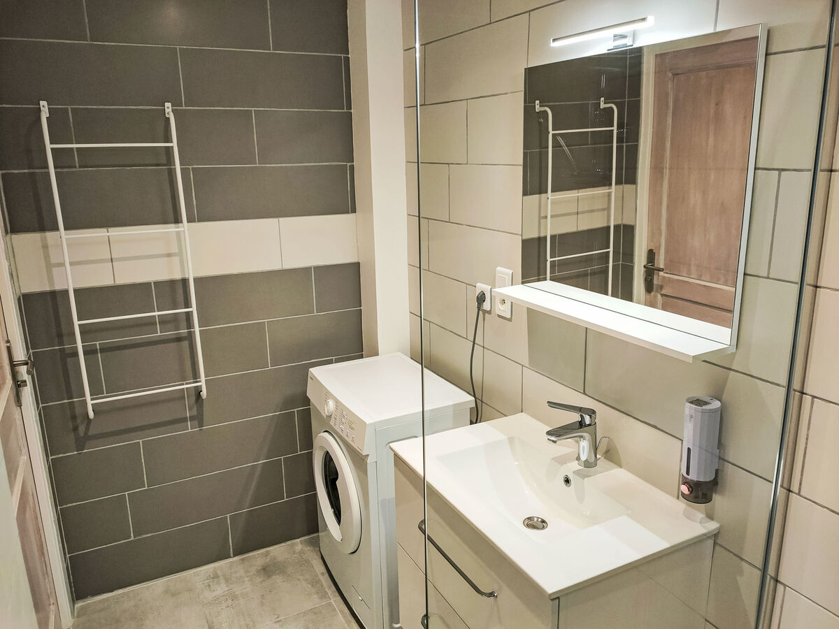 Appartement Iris Montagnes du Jura, spa et sauna privatifs - Photo 18