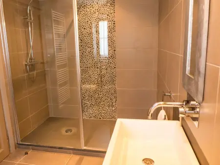 2 hochwertige Mas mit privatem Pool und Blick auf die Landschaft - Photo 11