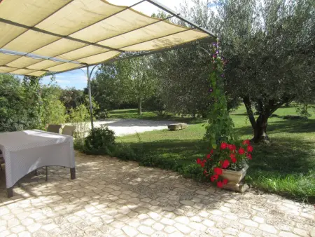 La Jasse - Maison 8 personnes, piscine et verger à Uzès - Photo 3