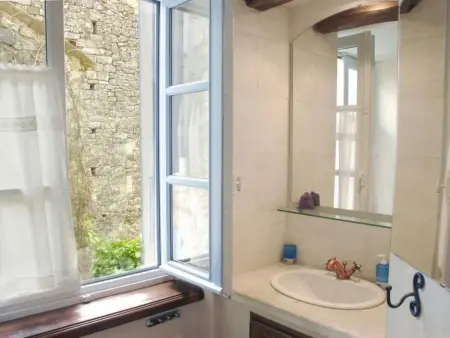 Duplex 2 chambres, terrasse ensoleillée à Cornillon - Photo 5