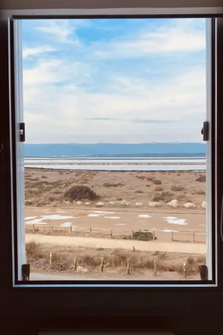 Duplex climatisé avec piscine à 150 m de la plage : photo 10
