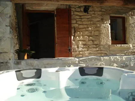Domäne  Pavillon Mathéo  mit Infinity-Pool, Maison 2 personnes à Carnas - Photo 4