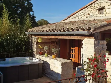 Domäne  Pavillon Mathéo  mit Infinity-Pool, Maison 2 personnes à Carnas - Photo 16
