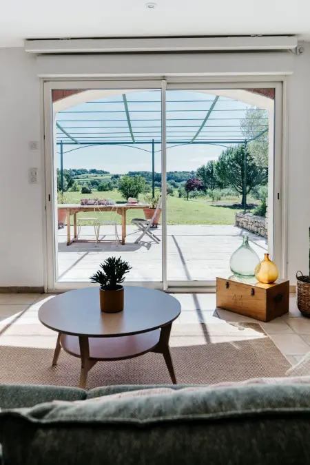 Maison dans un domaine viticole à Cavillargues avec piscine : photo 13