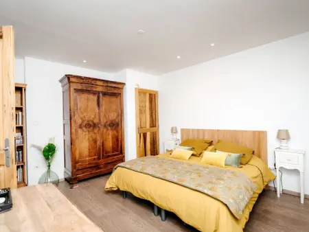 Maison dans un domaine viticole à Cavillargues avec piscine : photo 18