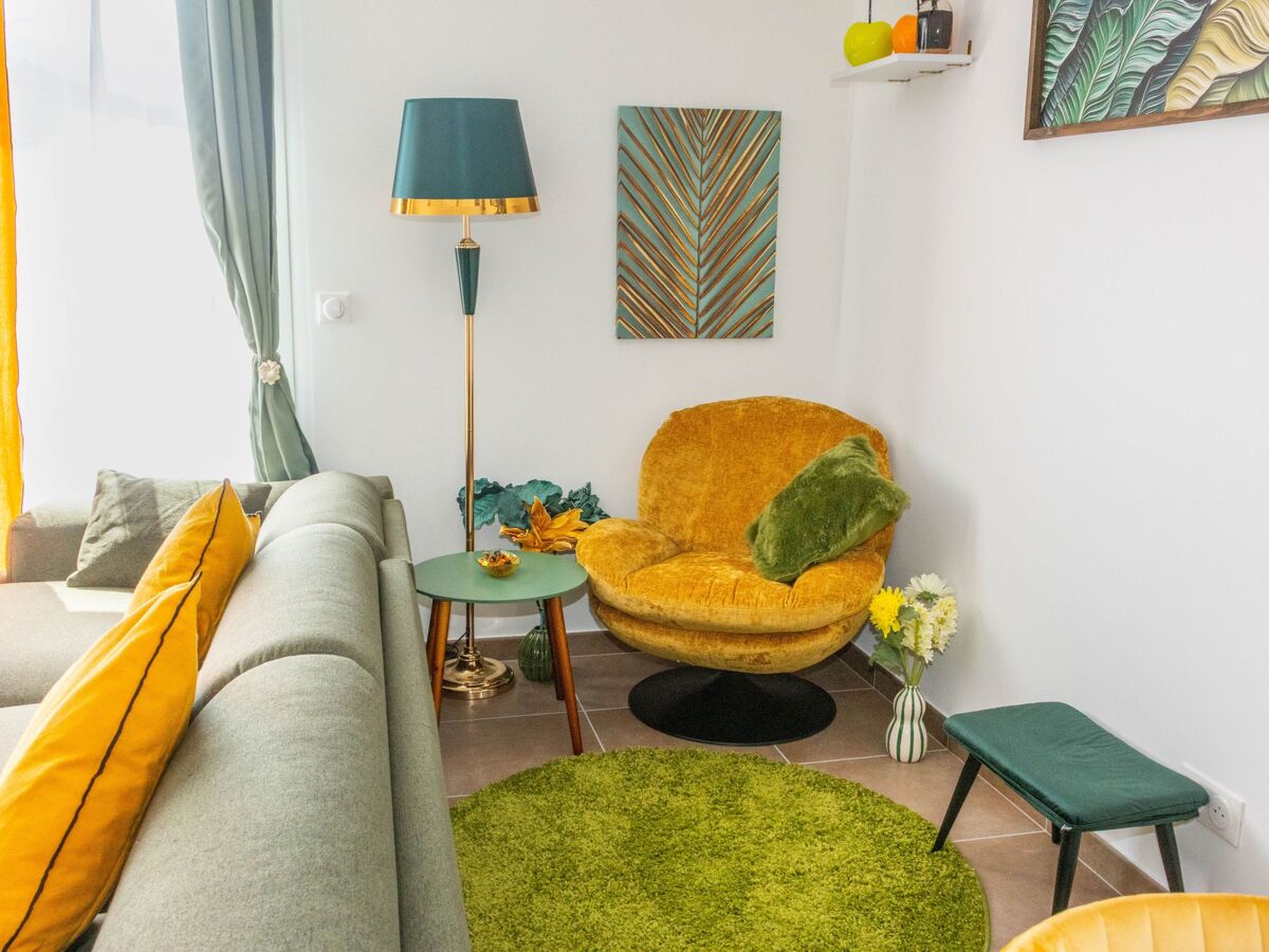 Appartement 6 pers. à Cluses, vue montagne et balcon - Photo 4