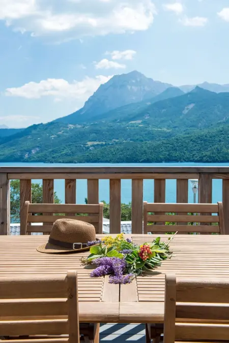 Chalet 4 pers. au bord du Lac de Serre-Ponçon - Photo 1