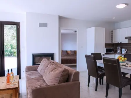 Appartement 2 chambres au bord du lac de Serre-Ponçon - Photo 5
