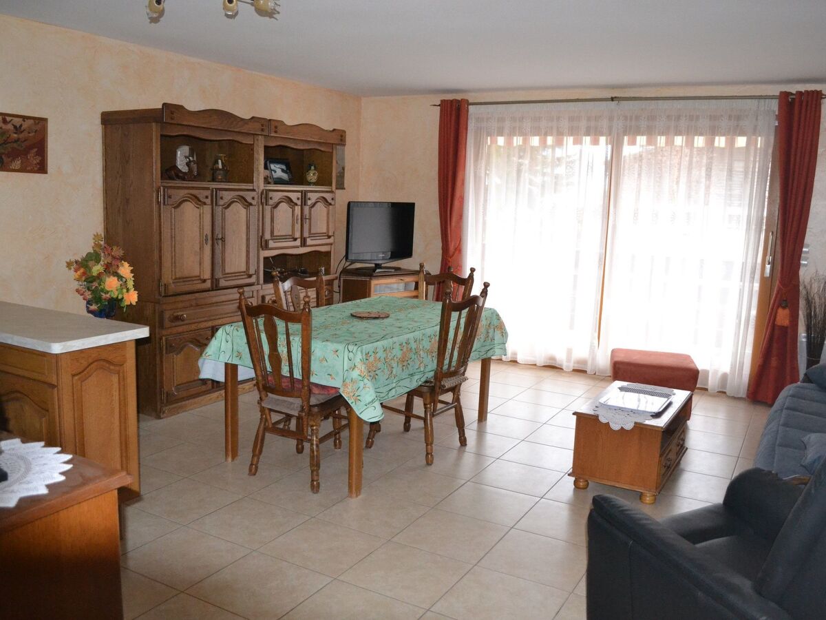 Appartement T3 Embrun, loggia sud et accès direct lac - Photo 4