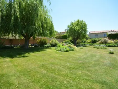 Appartement Malaucène, piscine et terrasse privée : photo 8
