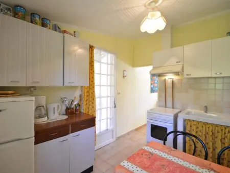 Appartement Malaucène, piscine et terrasse privée : photo 12