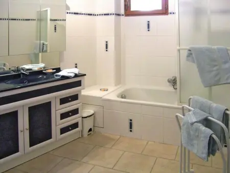 Appartement Morard - Bonnieux, cœur du Luberon : photo 8