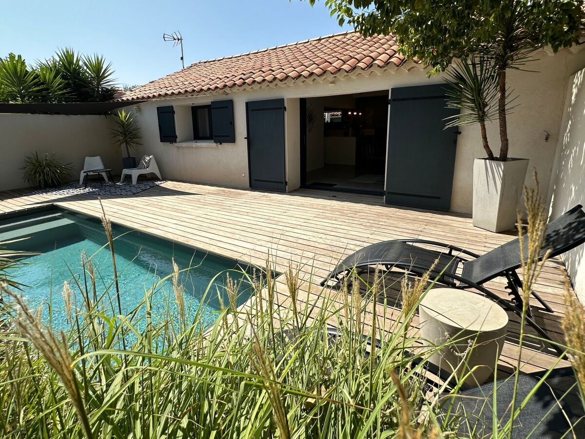 Maison Provence 60m² piscine chauffée privée à Istres - Photo 1