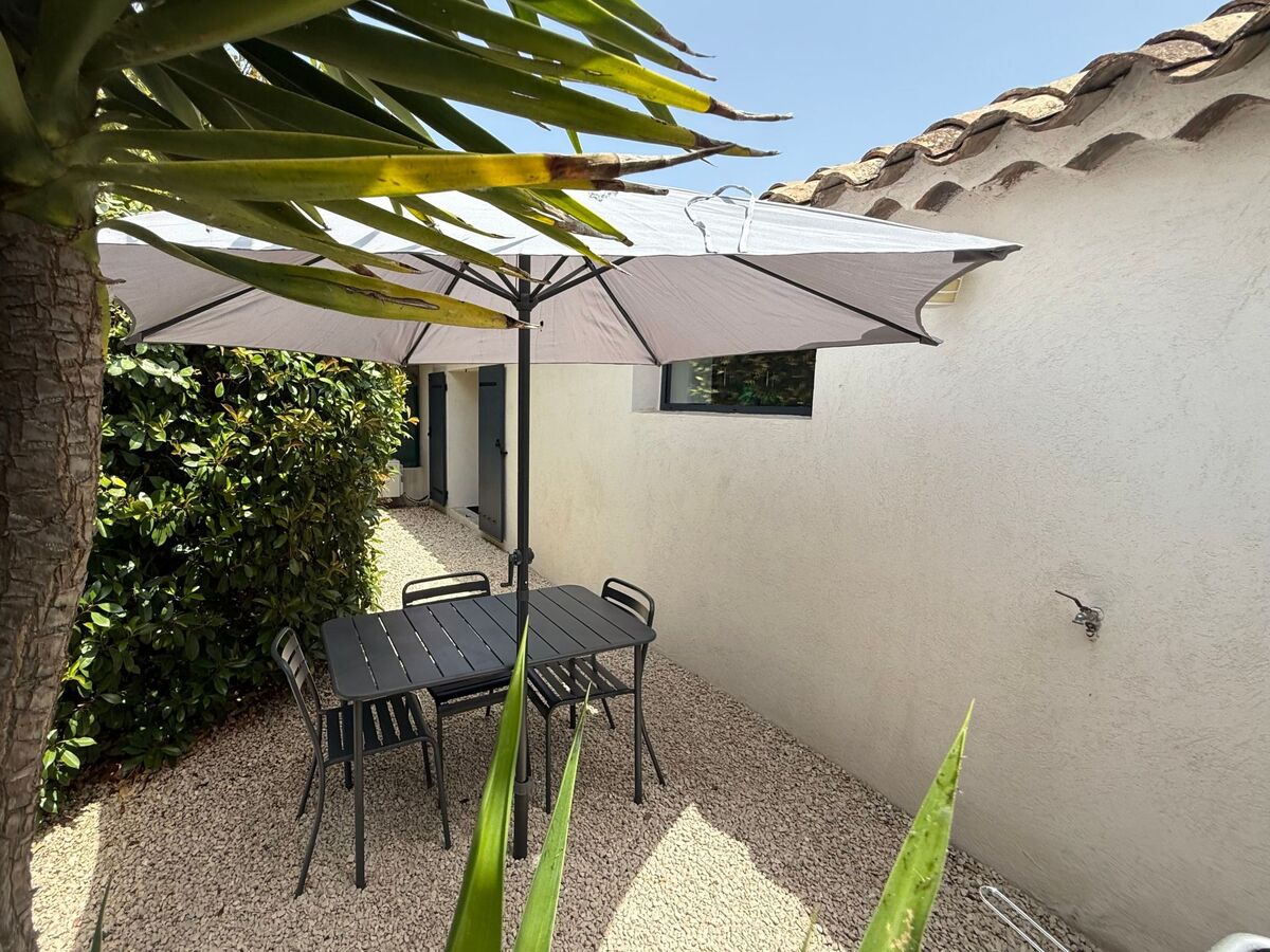 Maison Provence 60m² piscine chauffée privée à Istres - Photo 9