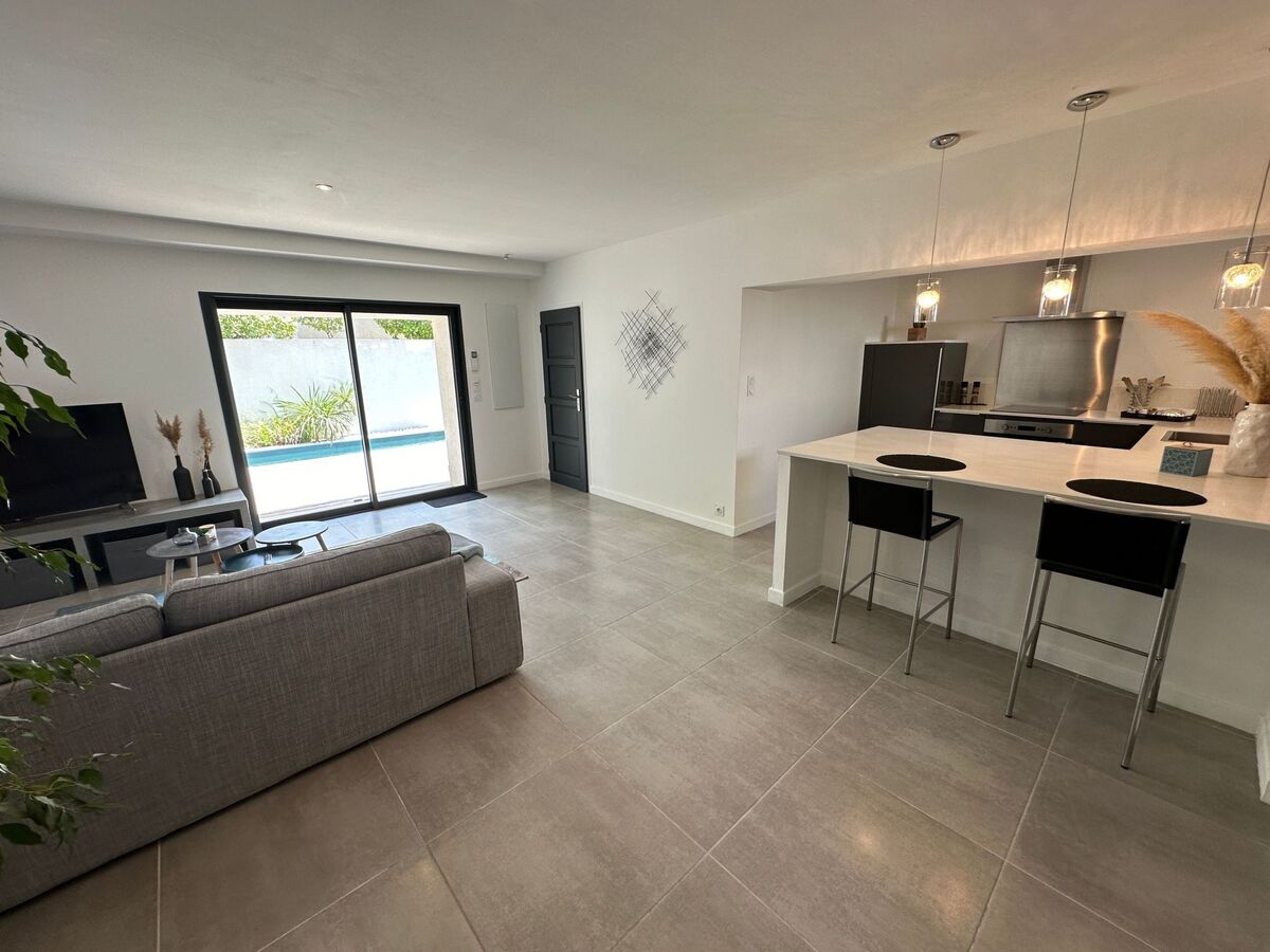 Maison Provence 60m² piscine chauffée privée à Istres - Photo 15