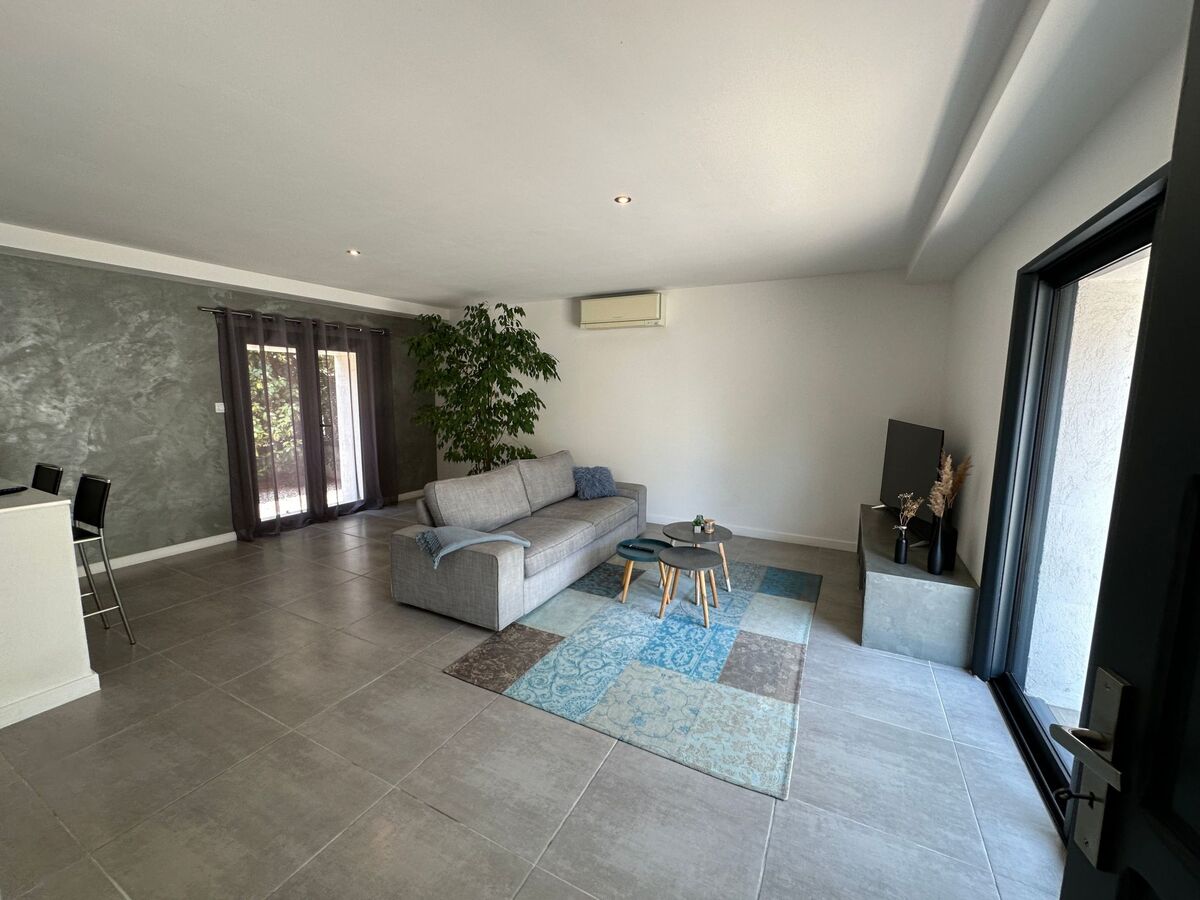 Maison Provence 60m² piscine chauffée privée à Istres - Photo 16
