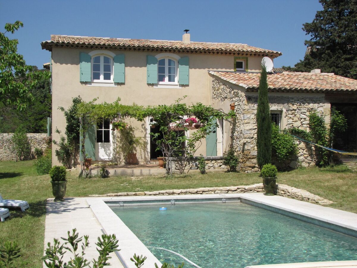 Eutherpes Haus – Maison provençale avec piscine à Puget - Photo 1