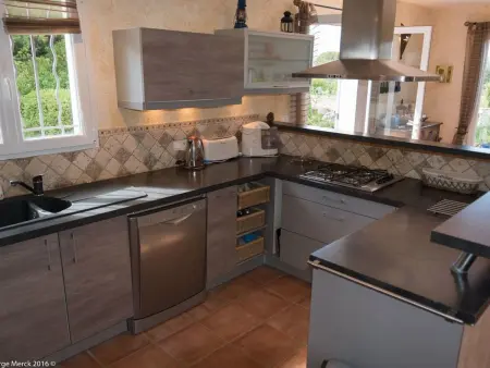 Pin Parasol à Aups : maison 5 pers. avec piscine : photo 13