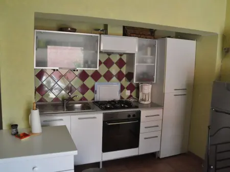 Les Amandiers, maison 2 chambres avec piscine à Aups : photo 8