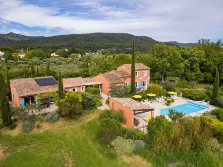 Les Amandiers, maison 2 chambres avec piscine à Aups : photo 18