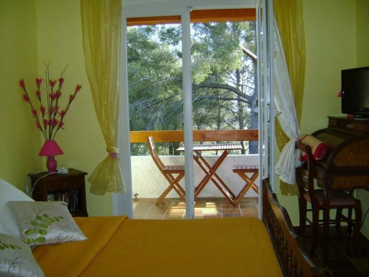 Maison avec terrasse ombragée à Bandol, 2 km de la mer - Photo 3