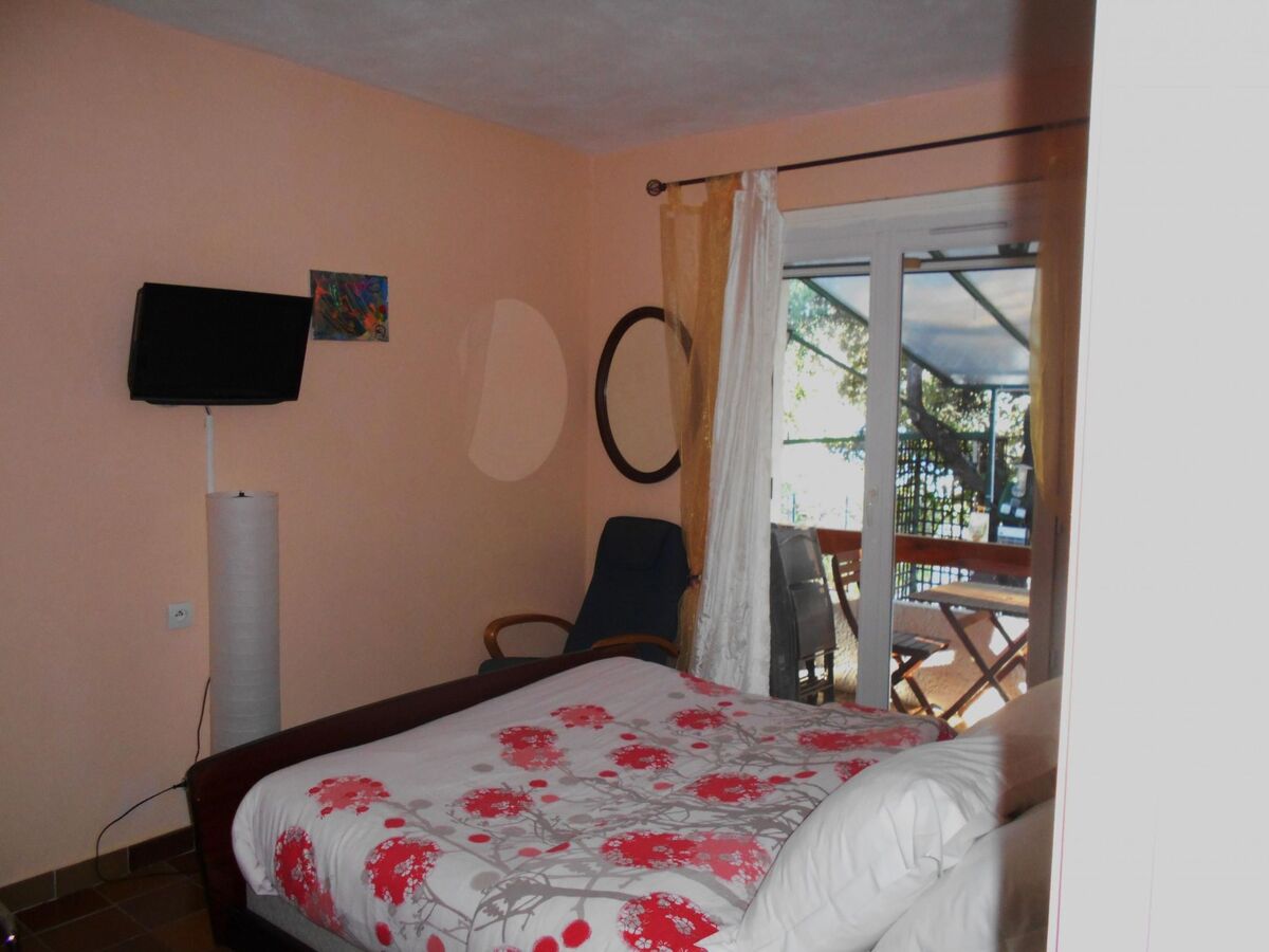 Maison avec terrasse ombragée à Bandol, 2 km de la mer - Photo 4