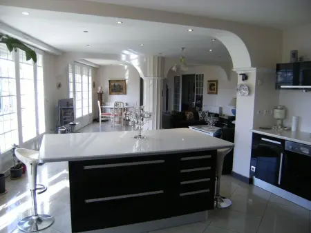 Appartement 120m² vignobles Bandol, vue baie et calanques : photo 5