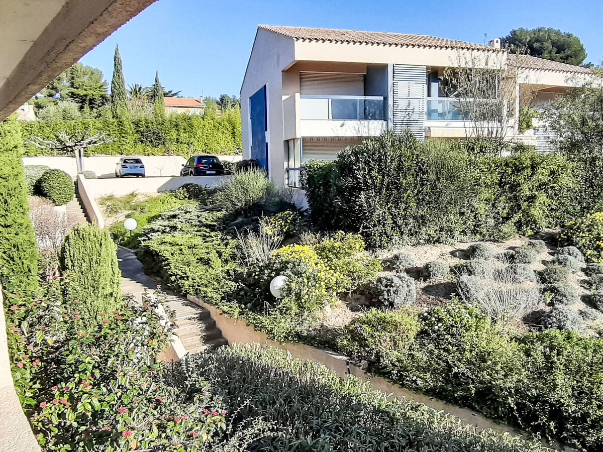 Aigues Marines – Appartement 50m² face piscine - Photo 6