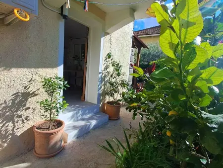 Studio Villa l'Abeille avec jardin privé à Sanary : photo 3