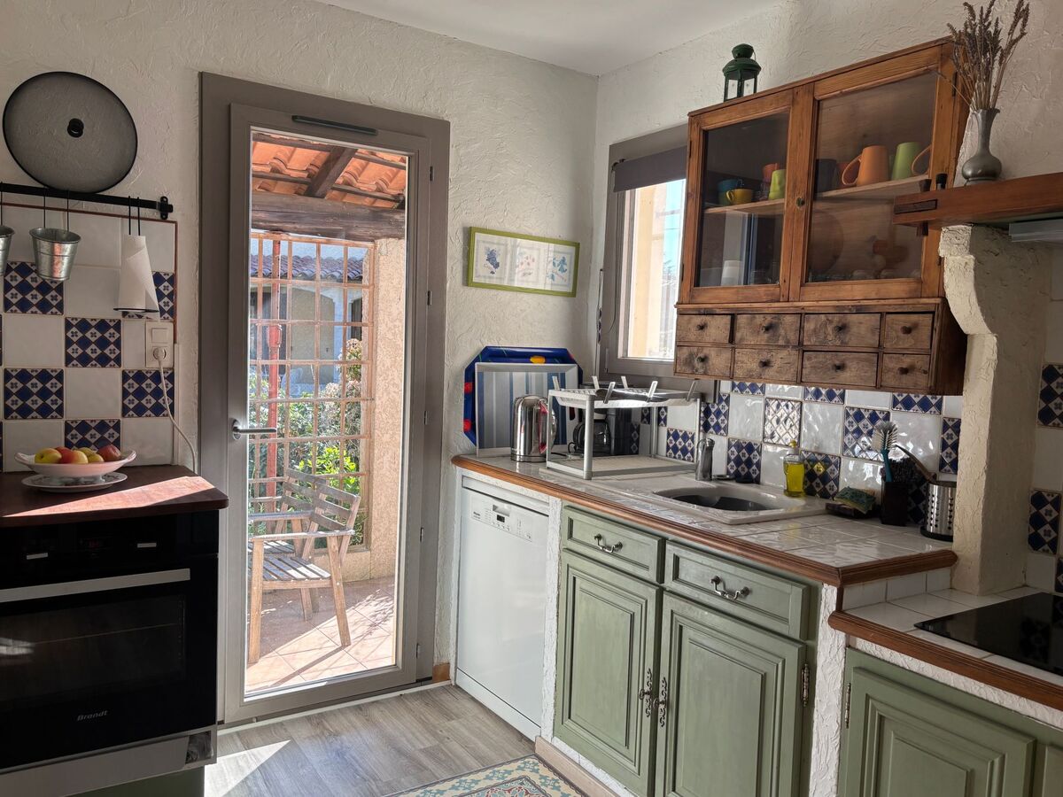 Maison Rians - Piscine 10×5 m, 3 chambres, 1200 m² - Photo 14