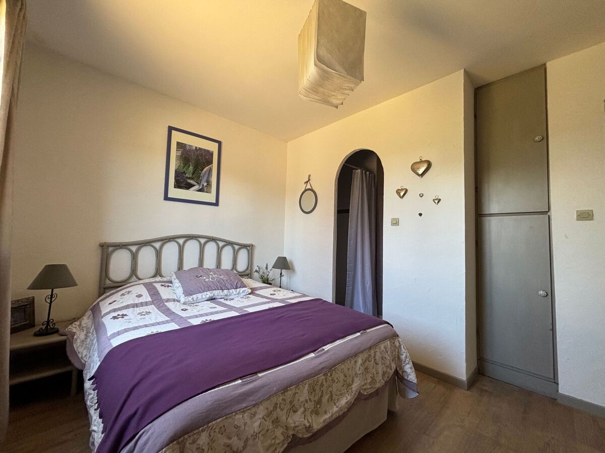 Maison Rians - Piscine 10×5 m, 3 chambres, 1200 m² - Photo 26