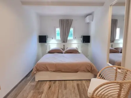 Location maison à Le Pradet, Gîte im Herzen der Weinberge, Terrasse mit atemberaubendem Blick auf das Meer,