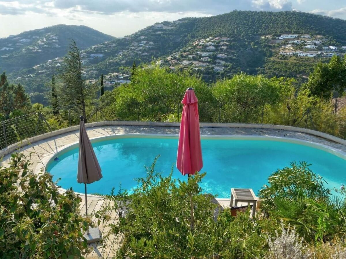 Villa Valcros, 8 pers., vue baie d'Hyères et piscine - Photo 5