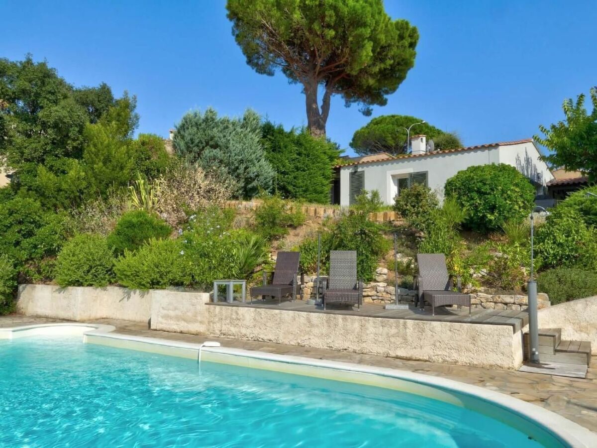 Villa Valcros, 8 pers., vue baie d'Hyères et piscine - Photo 18