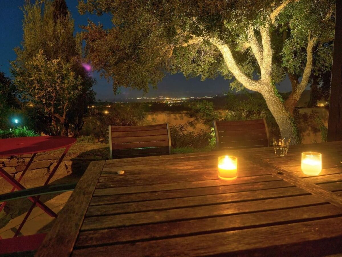 Villa Valcros, 8 pers., vue baie d'Hyères et piscine - Photo 22