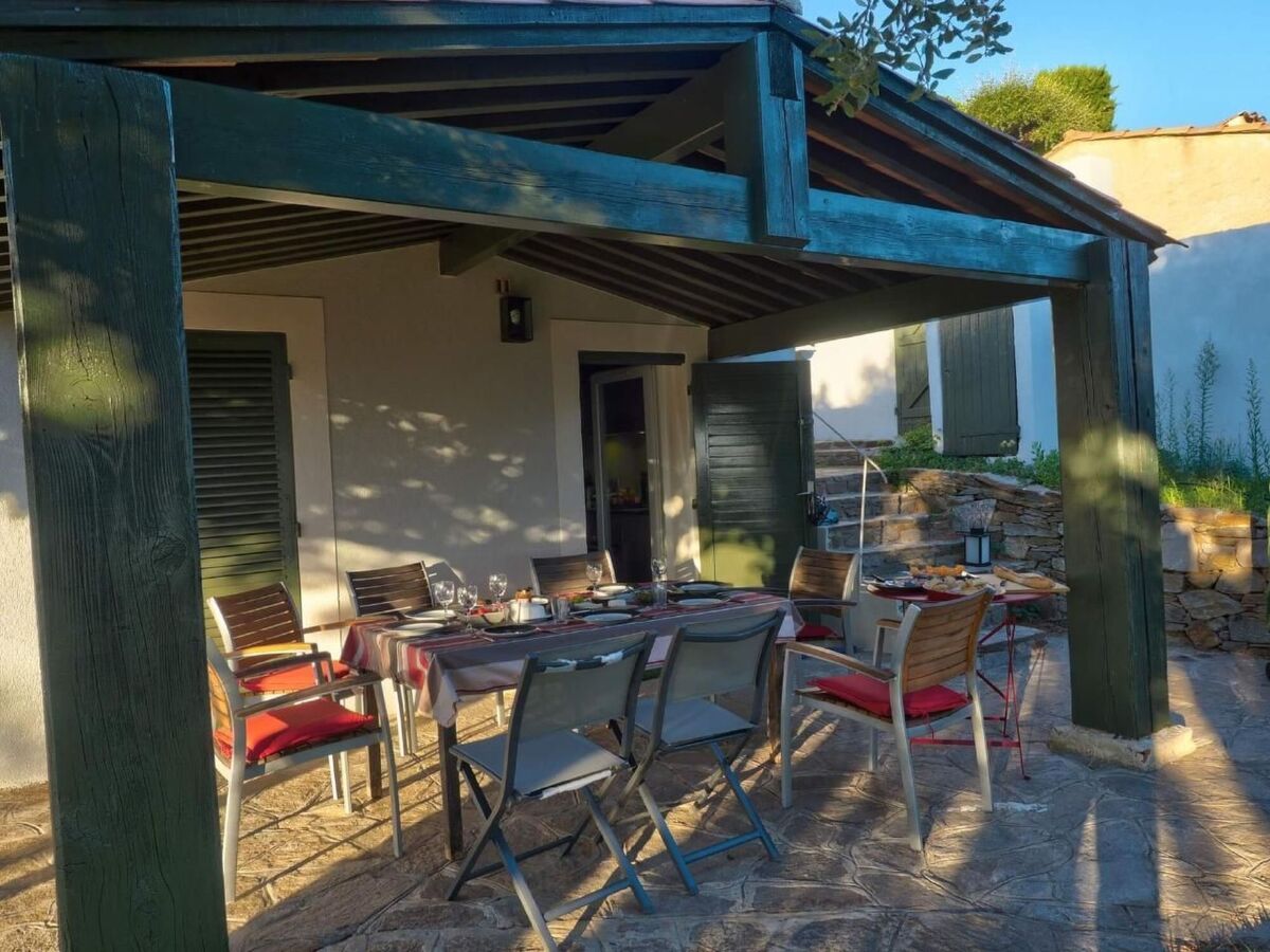 Villa Valcros, 8 pers., vue baie d'Hyères et piscine - Photo 33