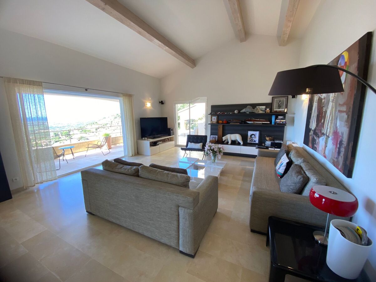 Villa contemporaine 250 m², piscine chauffée et vue Îles d'Or - Photo 13
