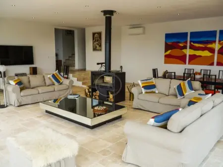 Villa avec piscine à débordement et vue mer à La Londe Les Maures : photo 9
