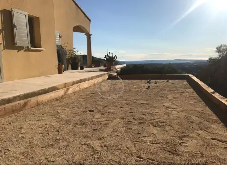Villa avec piscine à débordement et vue mer à La Londe Les Maures : photo 21