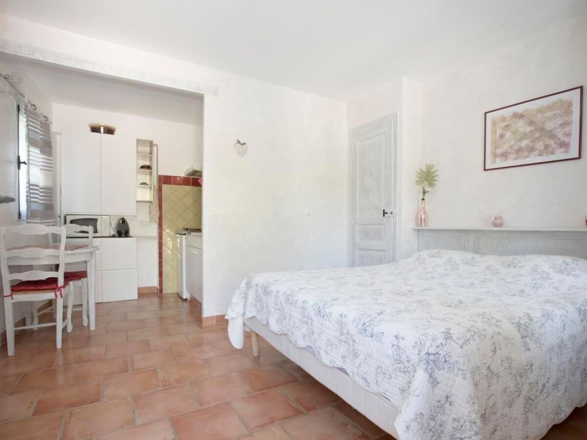 Studio en domaine viticole avec piscine à débordement - Photo 15