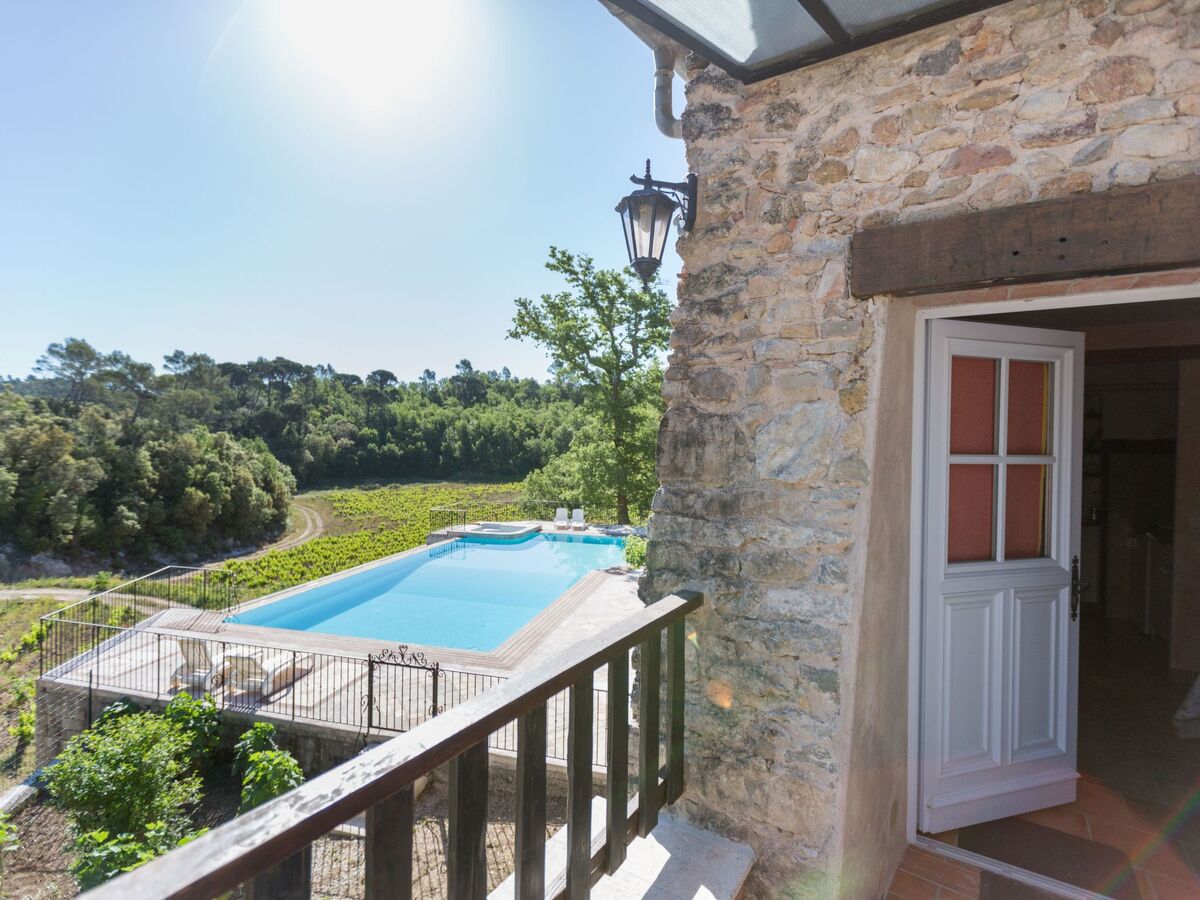 Studio en domaine viticole avec piscine à débordement - Photo 18