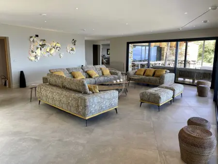 Exceptional villa located in Cap Bénat, Maison 14 personnes à Bormes les Mimosas - Photo 6