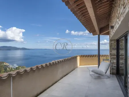 Exceptional villa located in Cap Bénat, Maison 14 personnes à Bormes les Mimosas - Photo 18